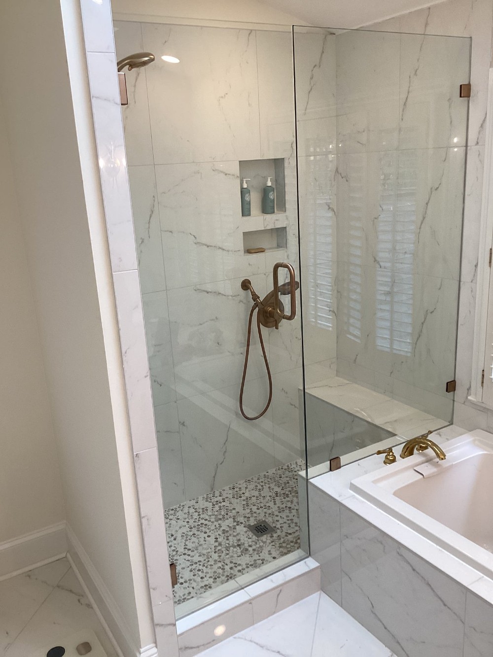 Frameless Shower Enclosure
