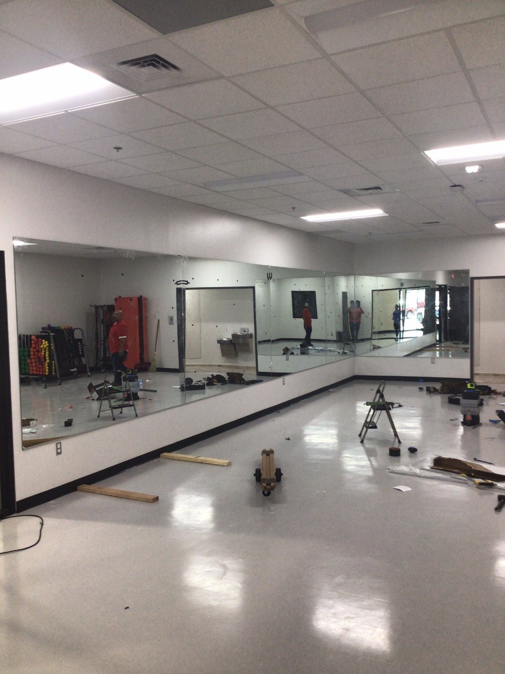 Gym Mirrored Wall in San Antonio