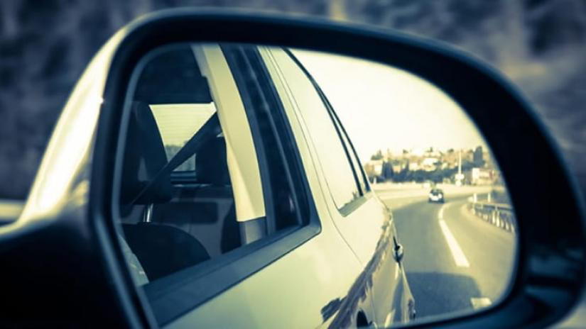 Role of your Car's Rearview Mirror & Side Mirrors